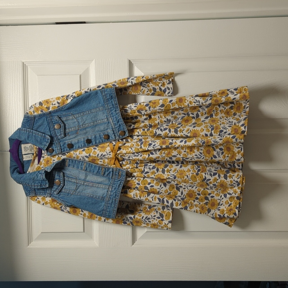 Girls Joie Dress with Denim Vest- Size XS (4)